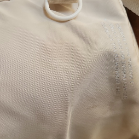 Adidas cream colored crossbody small bag - Picture 8 of 9